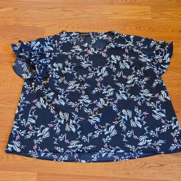 Lane Bryant Women's Pullover Top Ruffled Sleeves Blue Floral Rose Plus Size 18 - Picture 1 of 11